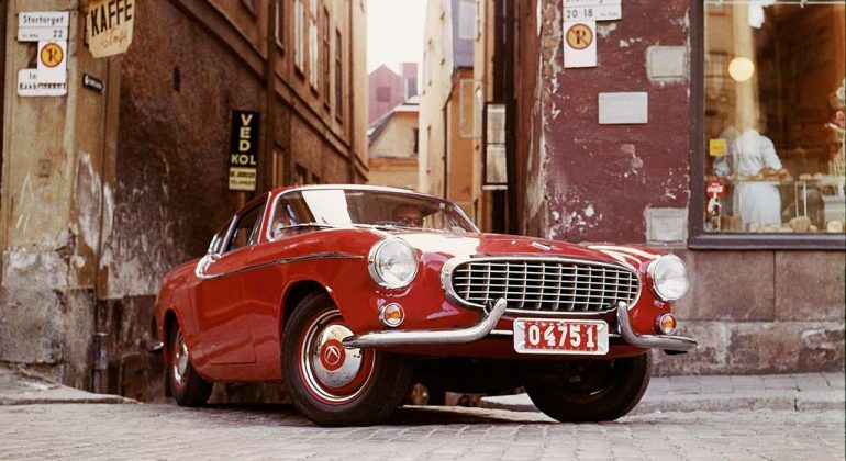 Volvo 1800 0old01[1]